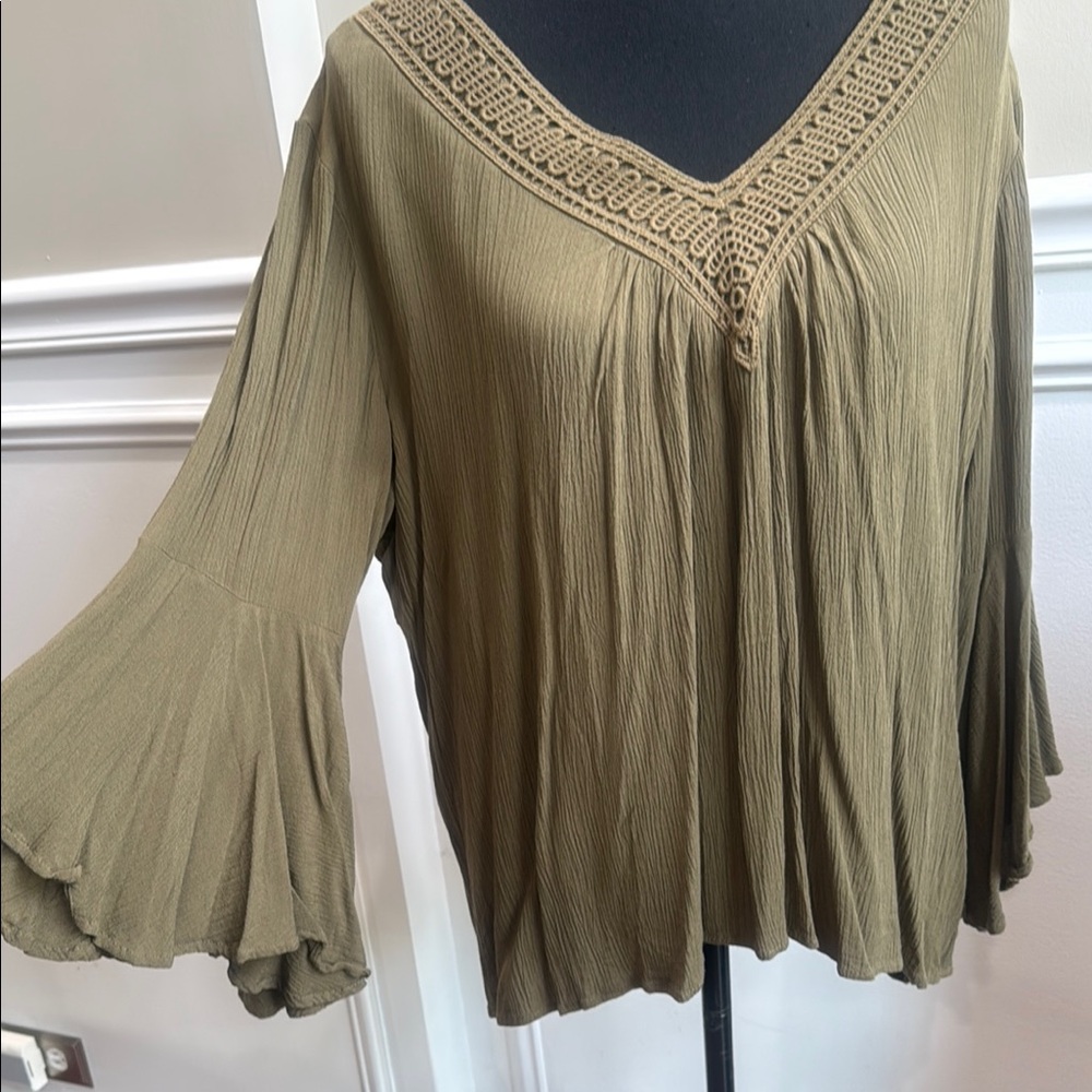 Bobeau Green Blouse with V-Neck and Bell Sleeves